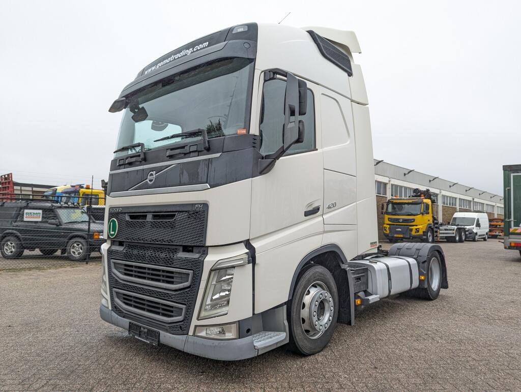 Volvo FH420 4x2  Euro6 FH420 4x2 Globetrotter Euro6 - XLOW / Mega - VEB+ - Double Tanks - Air Suspension | Trekkers | Volumetrekker