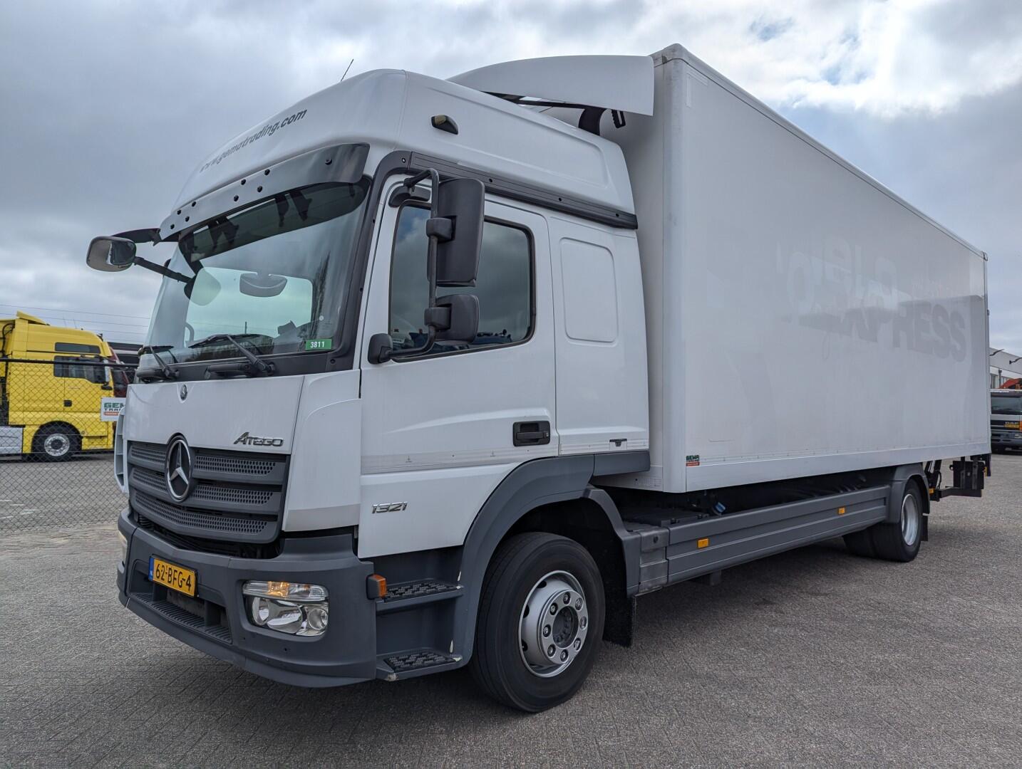 Mercedes-Benz Atego 1321 4x2 Slaapcab Euro6A - Geslotenbak 7.58m + Laadklep 1500kg  10/2025APK | Vrachtwagens | Gesloten bak