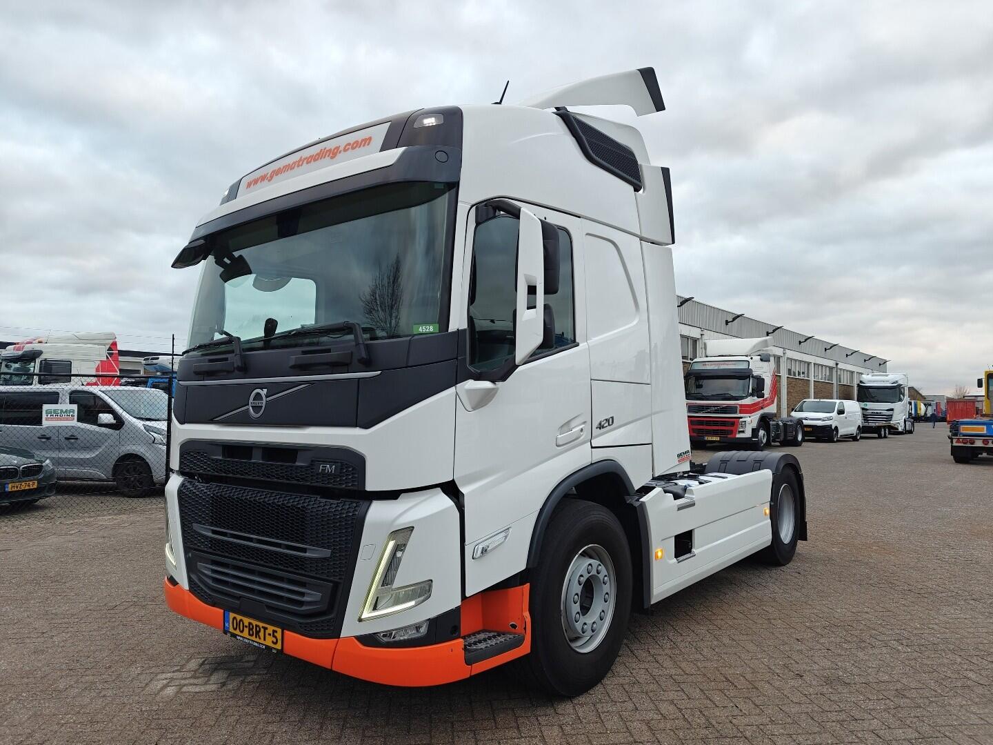 Volvo FM 420 4x2 Globetrotter Euro6E - 13L - Dubbele Tanks - StandAirco - TRS EcogenE30 - SmartTacho V2 - 07/2026 APK | Trekkers | Standaard trekker