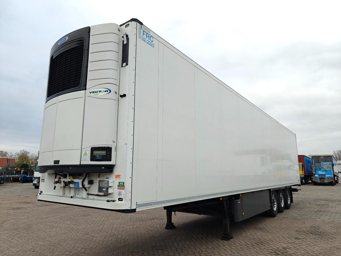 Schmitz Cargobull SCB S3B 3-Assen Schmitz - Schijfremmen - Koel-VriesTransport - Carrier Vector 1550 - 3098uur - PalletKisten | Trailers | Koel-vriestransport