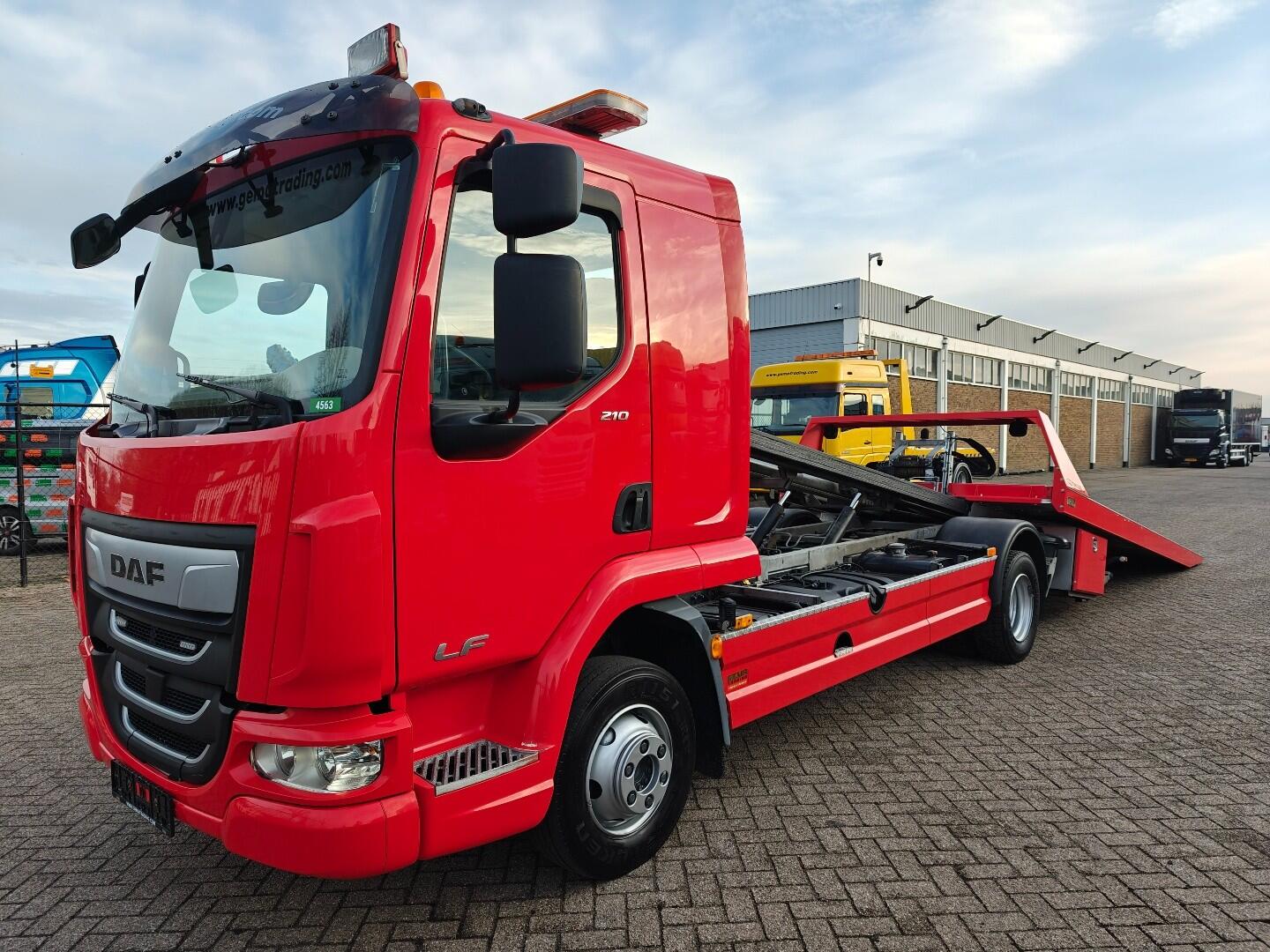 DAF FA LF210 4x2 4x2 Dagcabine Euro6C - Tischer 3500 + Brill 1500kg + Lier 3500KG - Afstandbediening | Vrachtwagens | Bergingswagen