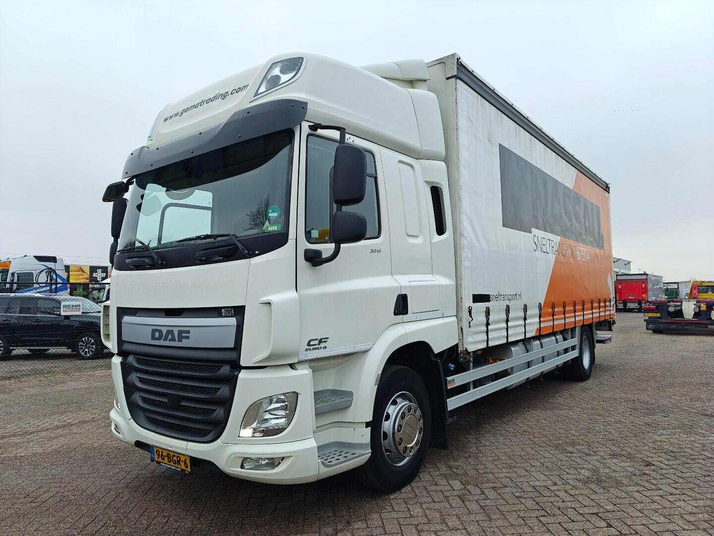 DAF CF 370 FA 4x2 Spacecab Euro6A - Schuifzeilenbak 7.7m - Laadklep 2000kg - HH Vloer - SmartTacho V2 | Vrachtwagens | Schuifzeil