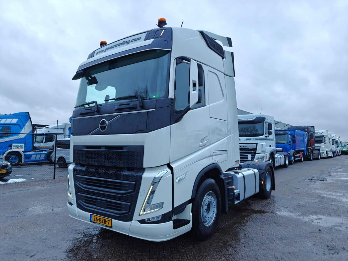 Volvo FH460 4x2 Globetrotter Euro6E - Dubbele Tanks - 266.000km - SmartTacho V2 - 07/2026 APK - TOP!! | Trekkers | Standaard trekker