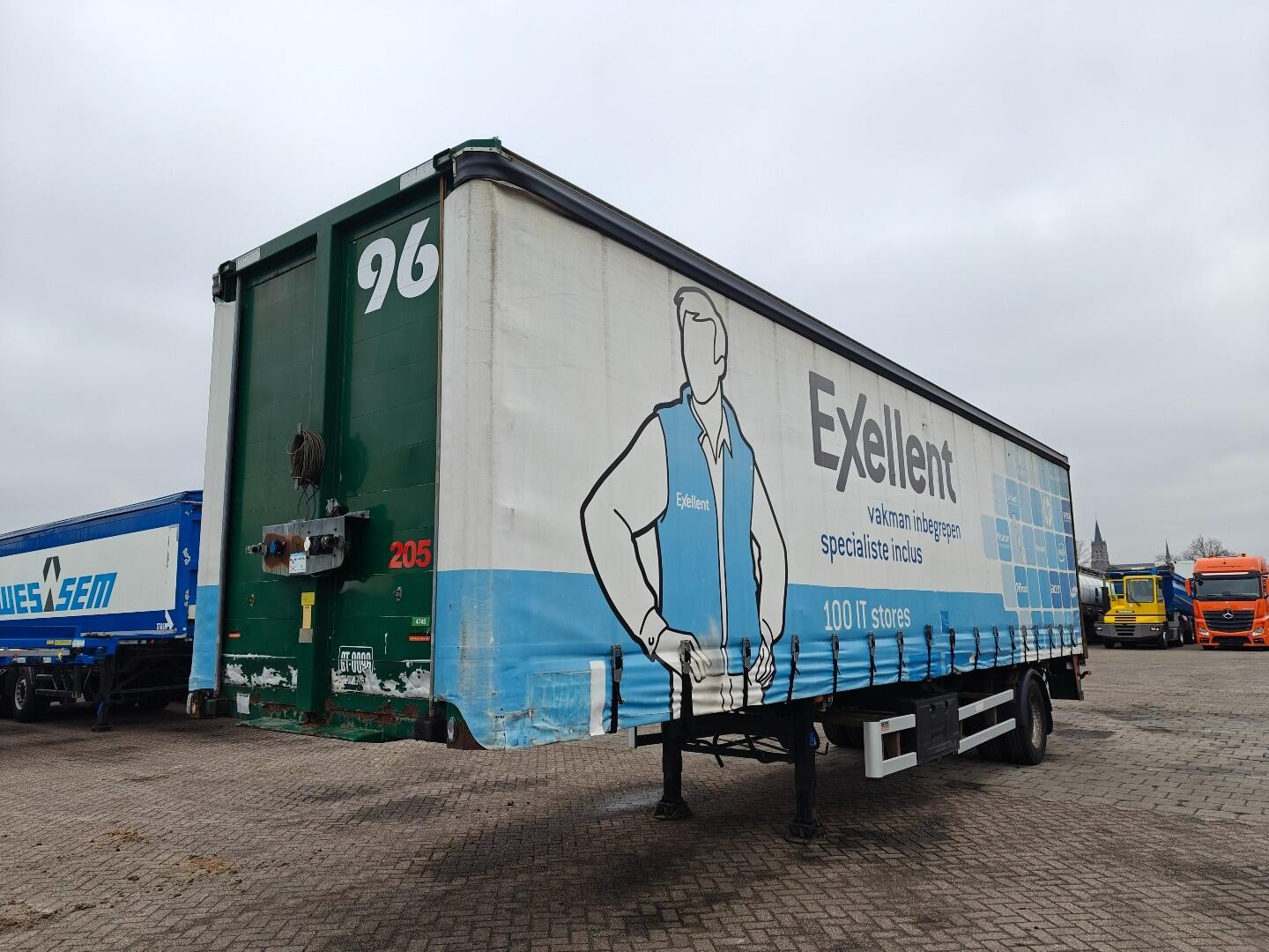 Renders ROC 12.10 NA 1-As MB - CITY 10.6m - StuurAs (Tridec) - Schuifzeilen + Laadklep 1500KG - HH Vloer - 10/2026 APK | Trailers | Schuifzeilen